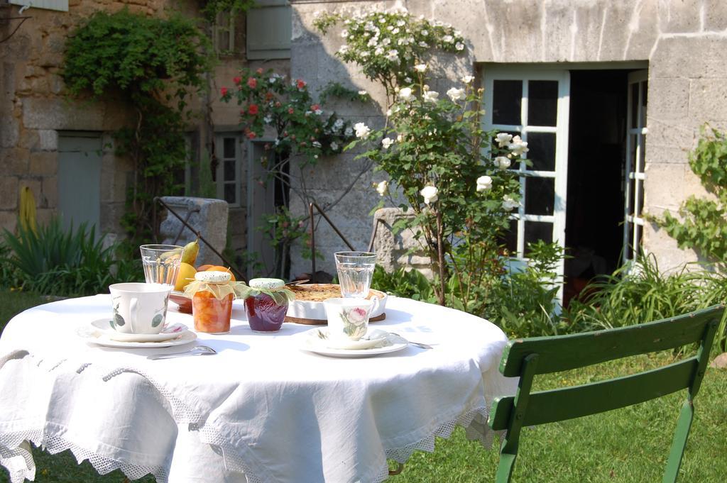 Jardins Secrets Bed and Breakfast Angulema Habitación foto